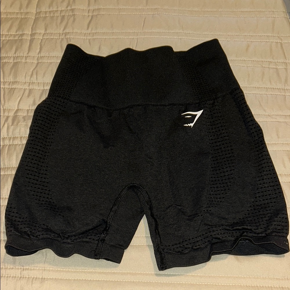 Gymshark black seamless shorts